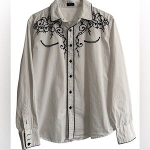 Men's Western style white shirt. Rodeo. Cowboy. Size Medium.  SKU 5